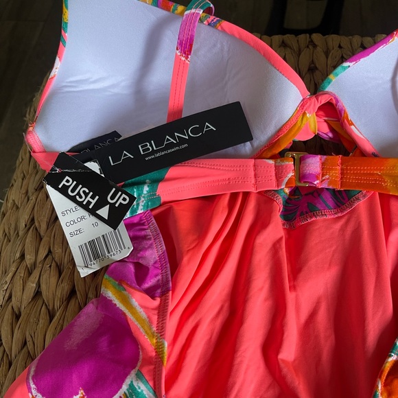 La Blanca Isla Floral Twist Keyhole Push-Up One Piece Swimsuit - Picture 6 of 9